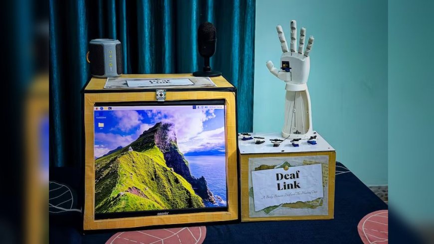 Raspberry Pi Translates Speech to Sign Language with Robotic Hand