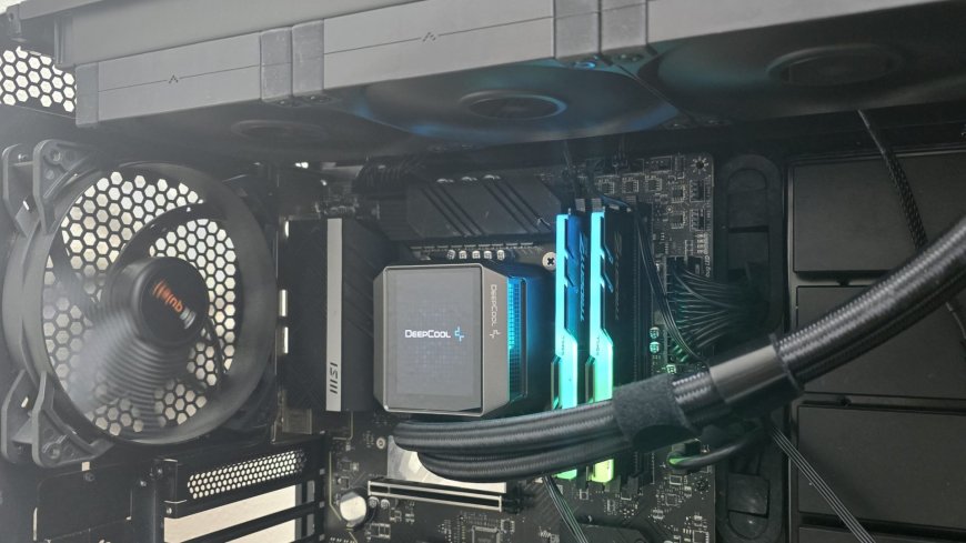 DeepCool Mystique 240/360 AIO Review: Strong cooling performance with a fancy 2.8″ display