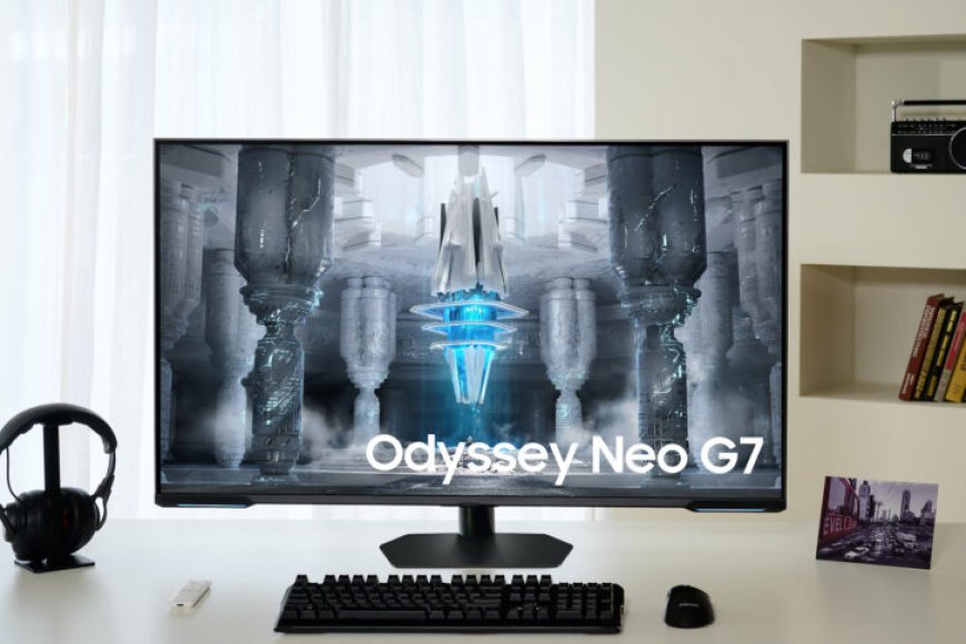 Samsung Odyssey Neo G7 43-inch & 144Hz UHD Display, First Flat Mini-LED Gaming Monitor