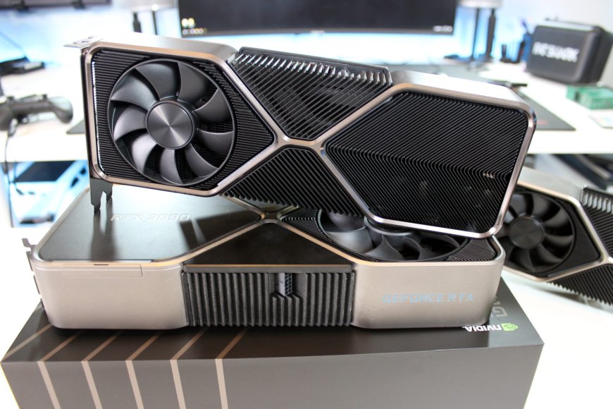 NVIDIA GeForce RTX 3080 Ti 12GB Founders Editions – Pure Titanium