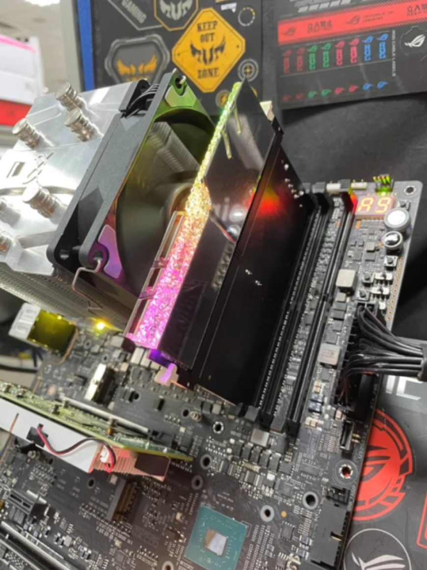 ASUS Shows Off ROG DDR5 To DDR4 Adapter Board, Working Test Unit Demoed With Z690 APEX Motherboard