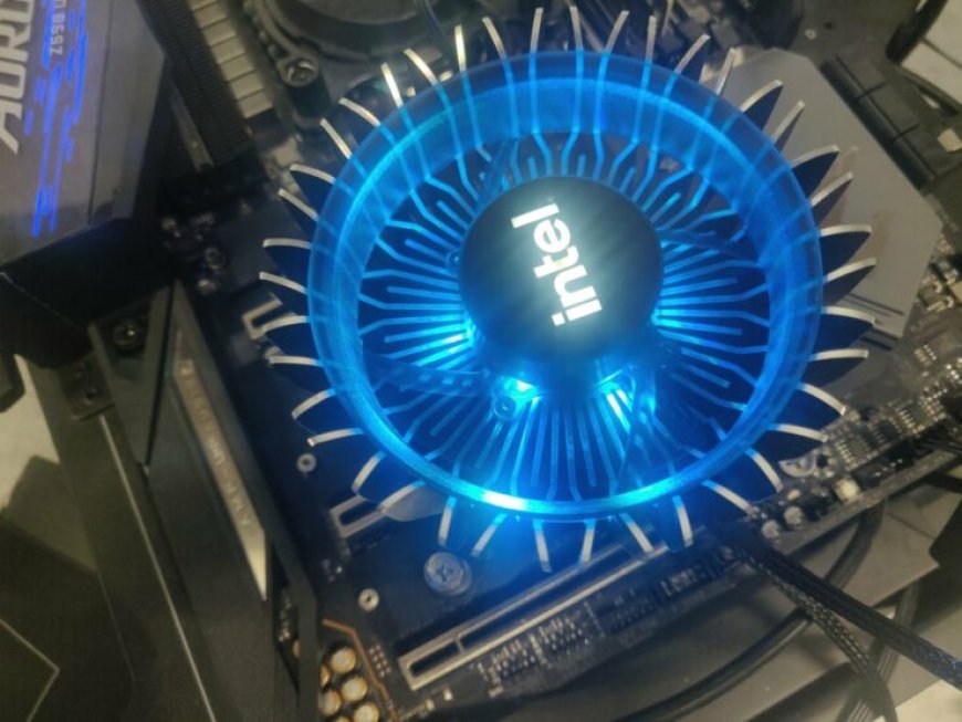 Intel’s Best Stock CPU Cooler For Intel Alder Lake Desktop CPUs Pictured: RH1 With More Fins, Less Plastic